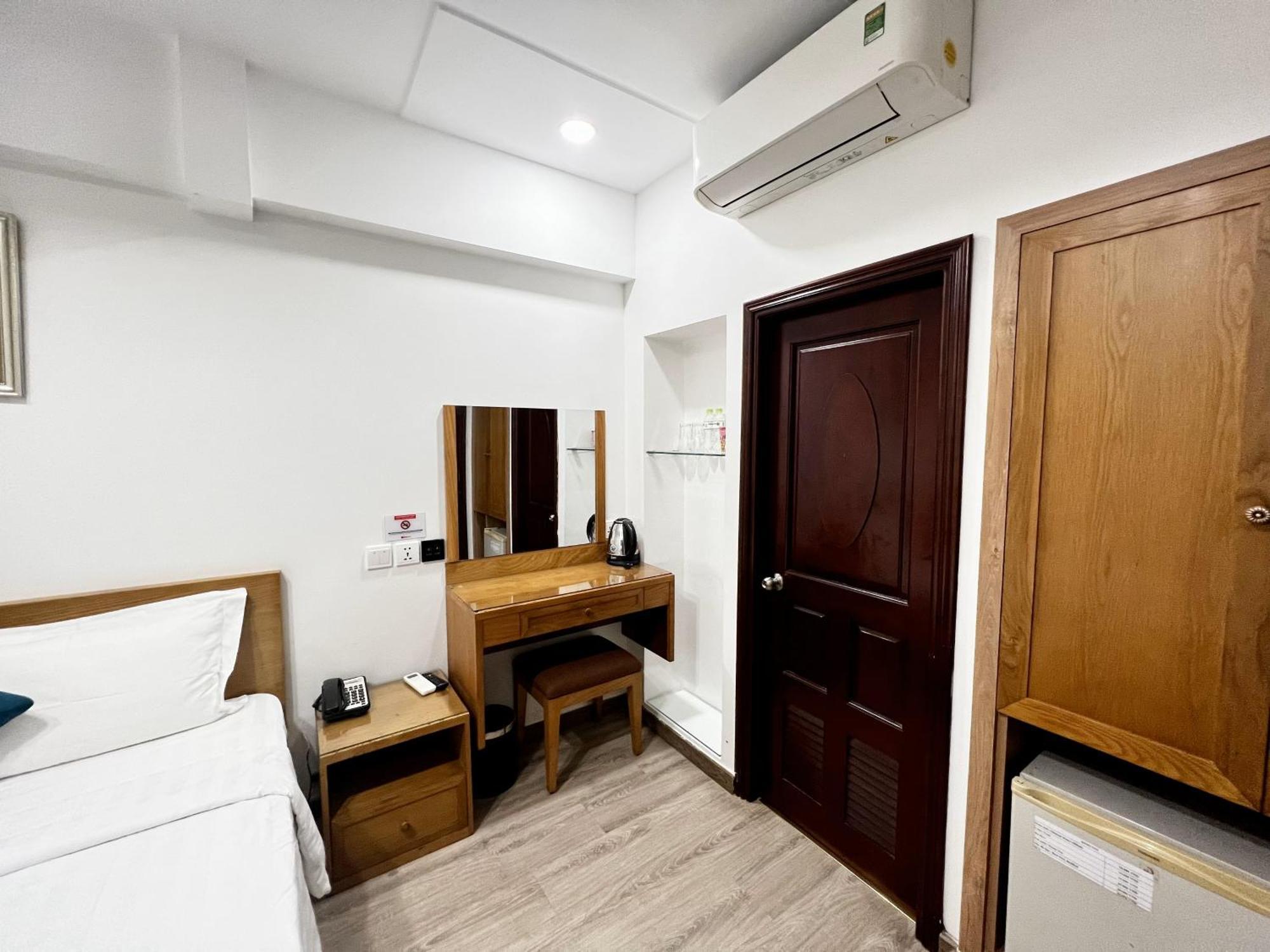 Sao Mai Hotel Ho Şi Min Exterior foto